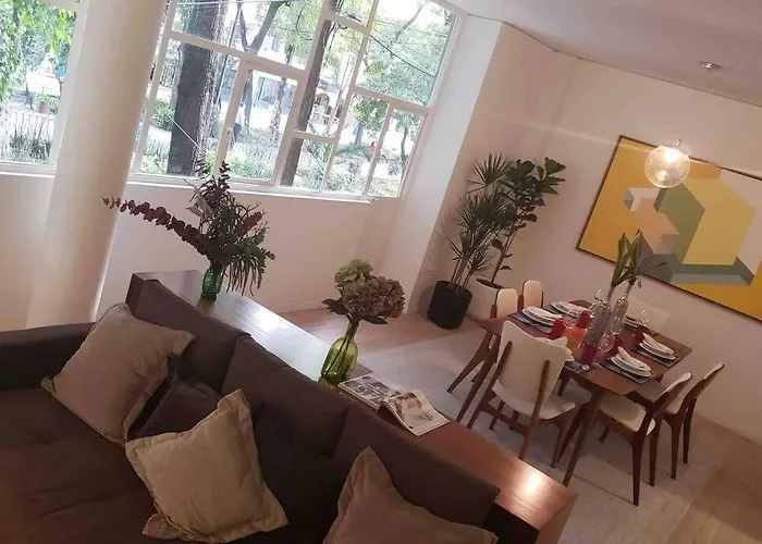 Location 3 Bedroom In Condesa